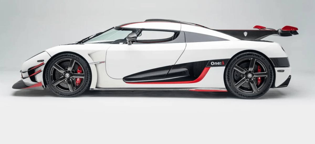 Koenigsegg - car-artistry